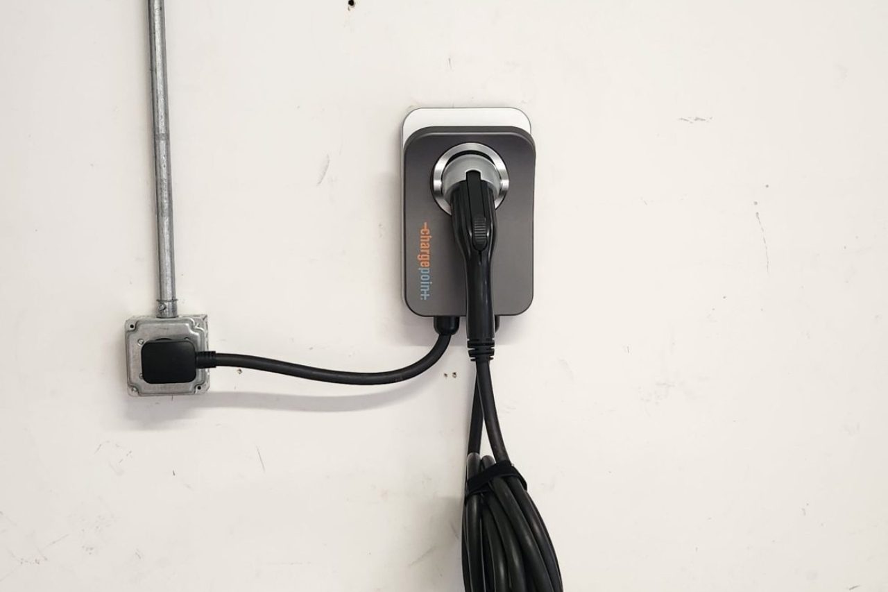 Handyman and Electrical Services in Chicago
